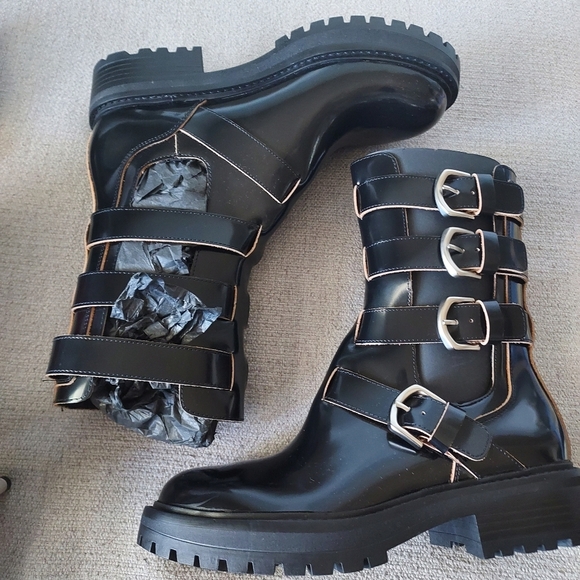 ZARA Leather Buckle Open Sides Boots - Picture 10 of 11
